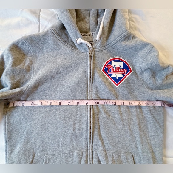 PINK Victoria’s Secret Philadelphia Phillies full-zip hoodie - Size S - Picture 3 of 3